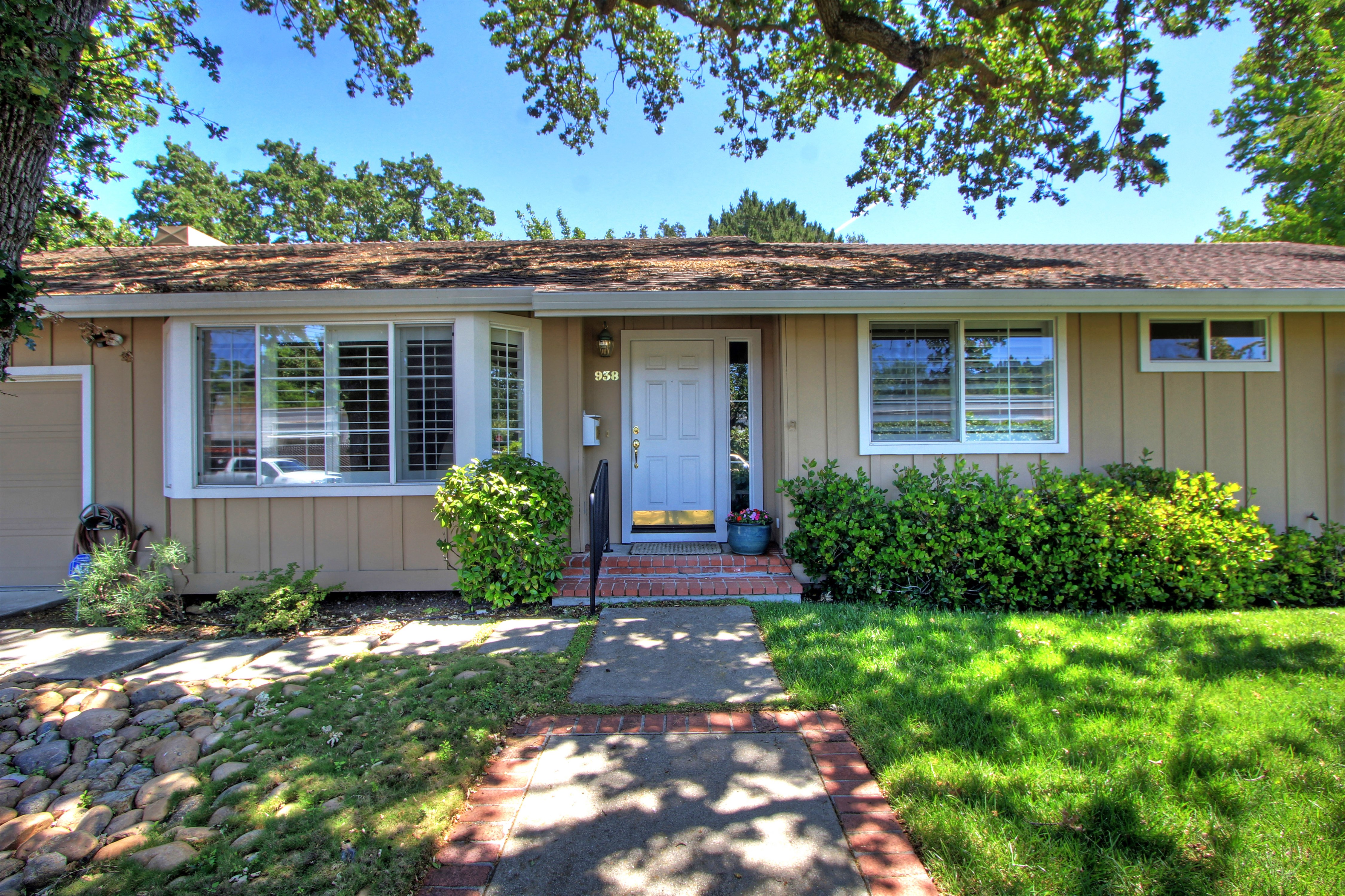 Lafayette, CA Home Just Listed In Trail Neighborhood