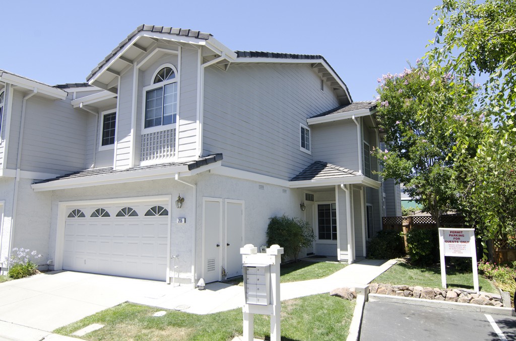 Open house for 206 Country Meadow Lane, Danville, CA HomeFolio®